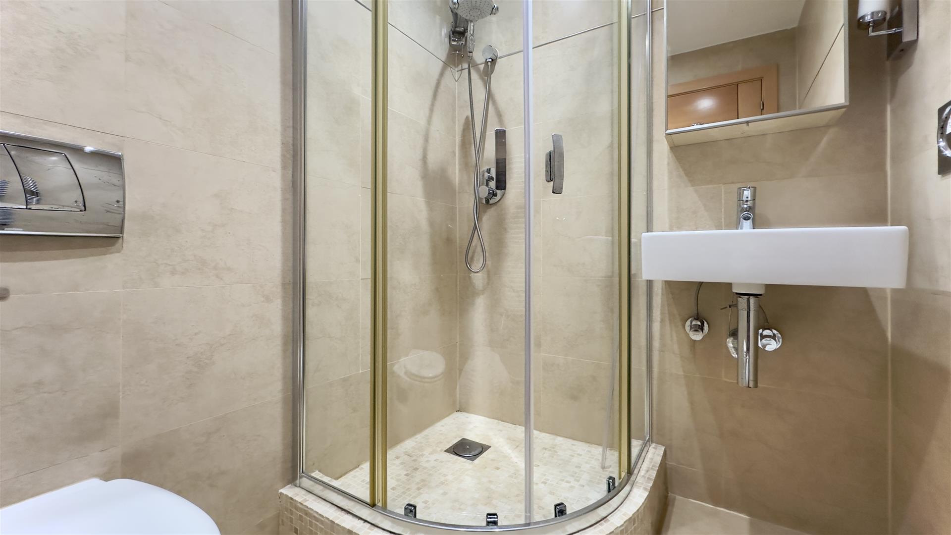 Image of Apartment - 2 Bedrooms - 2 Bathrooms for Rental in Royal Ocean Plaza-Gibraltar, Image 13